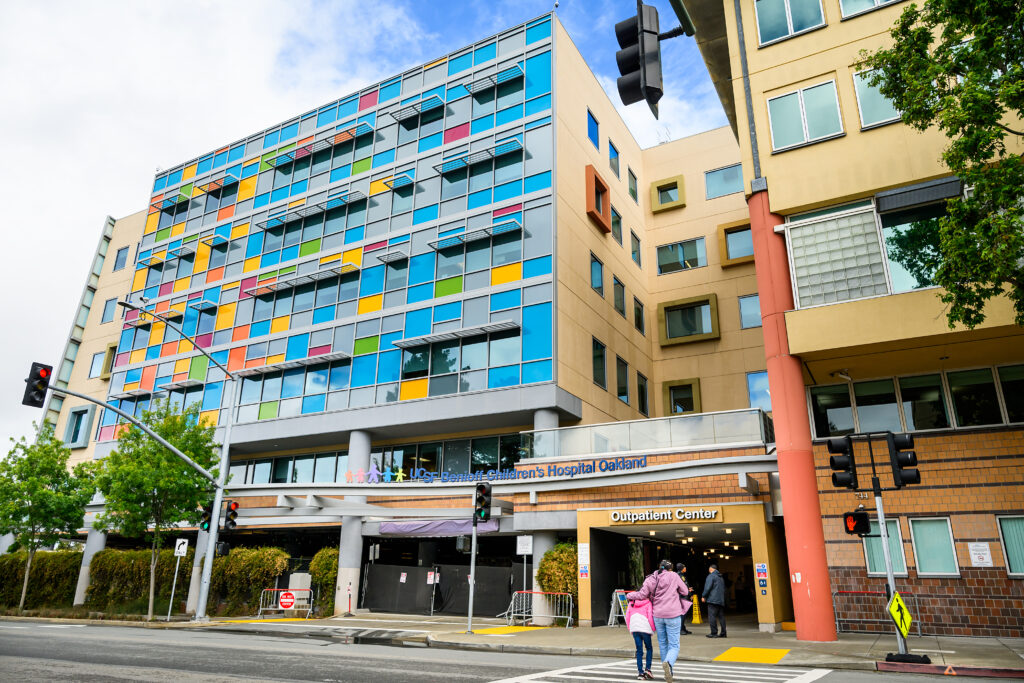 Exterior of UCSF Benioff Children’s Hospital Oakland where the Building Bridges: Hospital to Home program was announced.